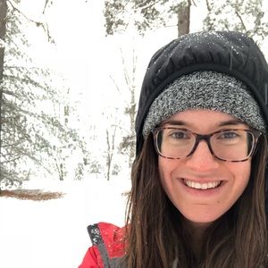 Meet your Posher, Emily